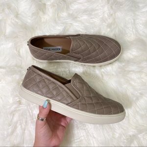 STEVE MADDEN ECENTRCQ SLIP ON SNEAKERS GREY